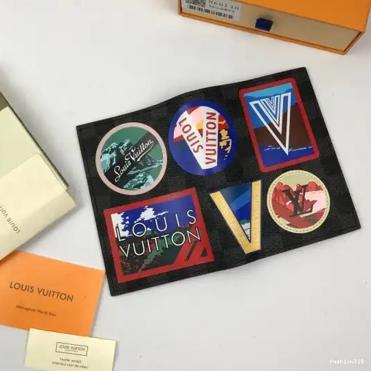 COVER Louis PASSPORT Vuitton 0407